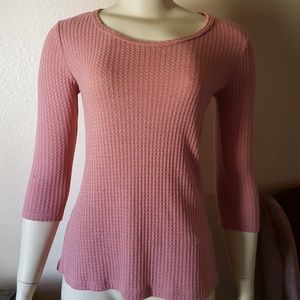 ❤ Thermo type 3/4 sleeve top *2 for $10 sale*